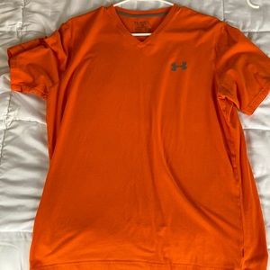 Under Armour Tshirt